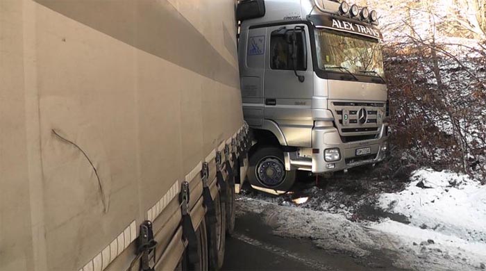 tir-accident03