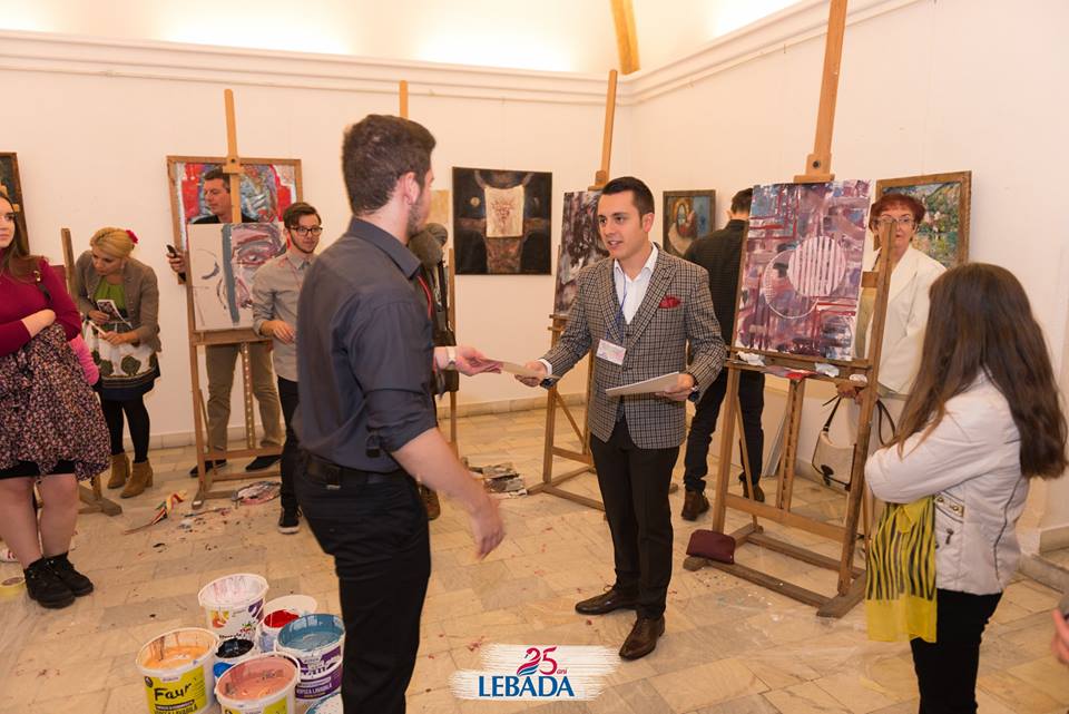 Reprezentantul Cristian Pașca i-a recompensat pe tinerii artiști 