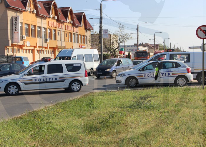 Un BĂTRÂN, de 71 de ani, a dat cu MAŞINA peste o FEMEIE în Satu Mare