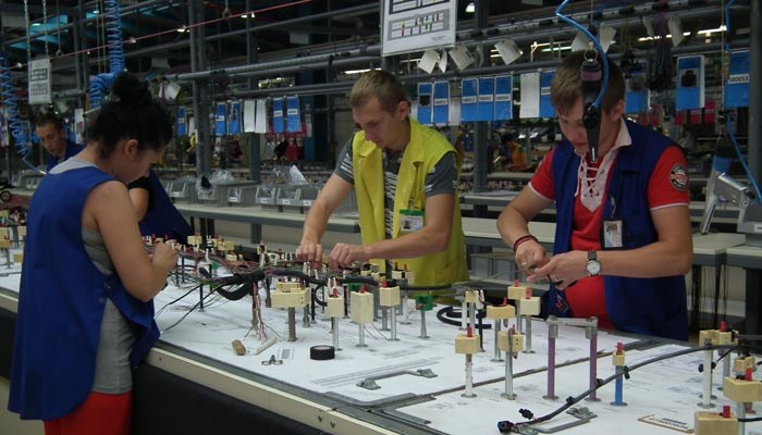 Toate marile fabrici din municipiul Satu Mare caută muncitori. Sute de locuri de muncă