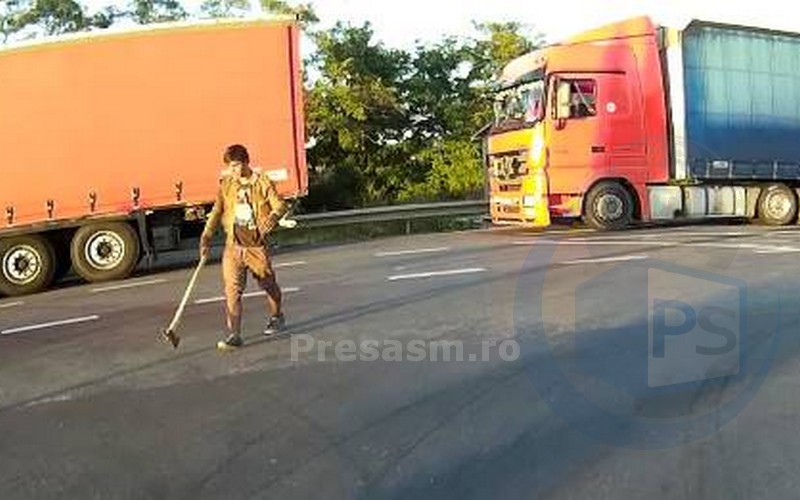 FOTO&VIDEO. Asalt al cerșetorilor în Vama Petea. Jandarmii vor interveni în forță