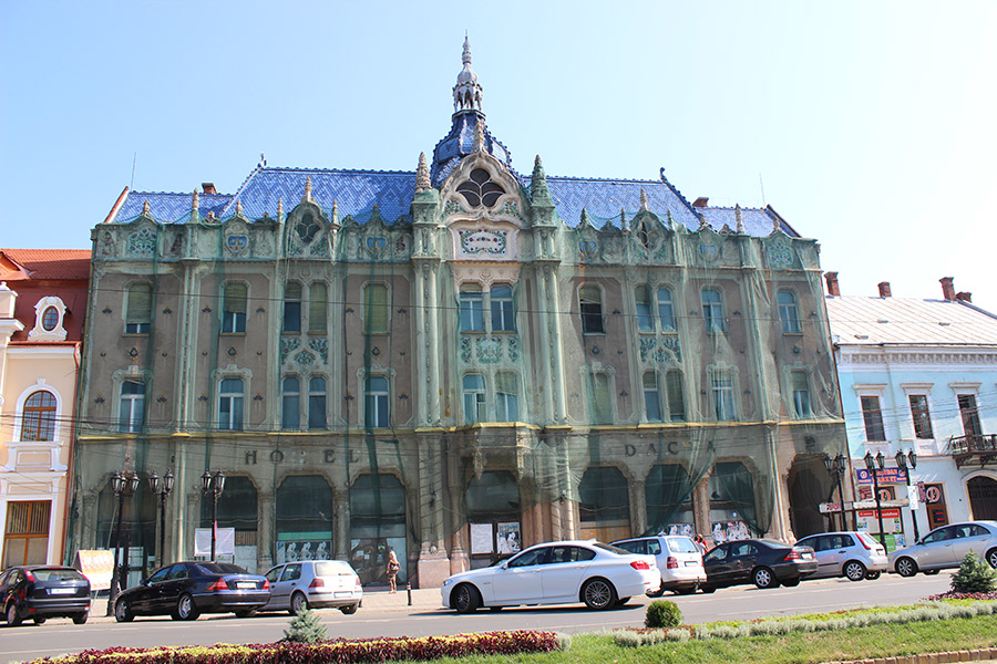 EXCLUSIV. Noul proprietar al Hotelului Dacia vrea să înceapă reabilitarea în acest an. O firmă din Ungaria