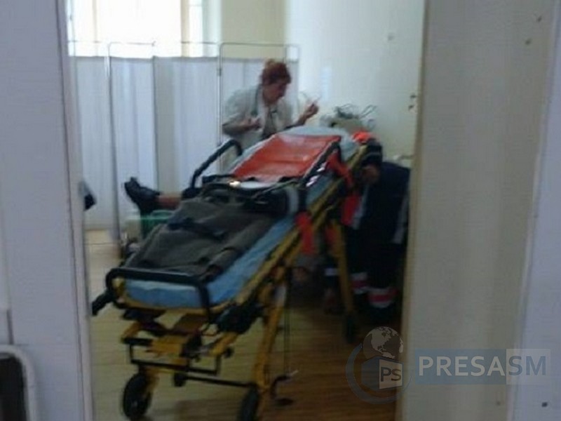 O femeie a leșinat, așteptând după medic. Angajații spitalului au ridicat din umeri (FOTO&VIDEO)