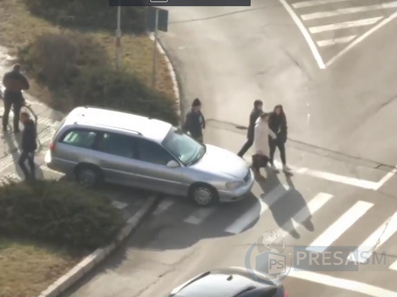 FOTO&VIDEO. Ce se întâmplă pe cea mai periculoasă trecere de pietoni din Satu Mare