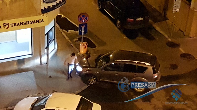 FOTO&VIDEO. Un alt ”JMEKER” în centrul Sătmarului. Cu mașina-n bancomat
