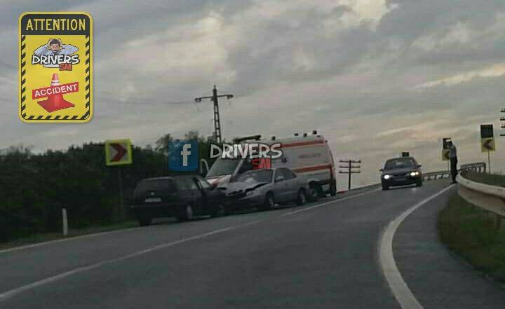 FOTO. Sătmăreni implicați într-un accident frontal pe Drumul Național 19