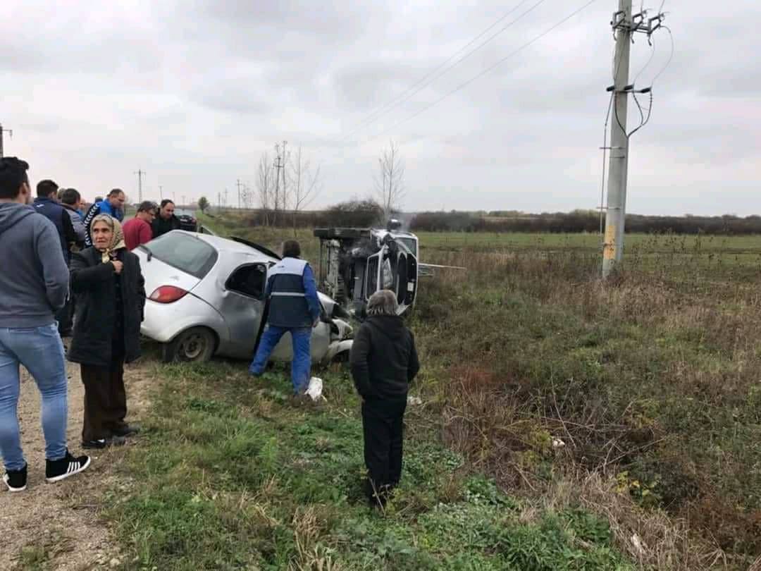 FOTOGALERIE. Accident foarte grav în Băbășești. O femeie a decedat