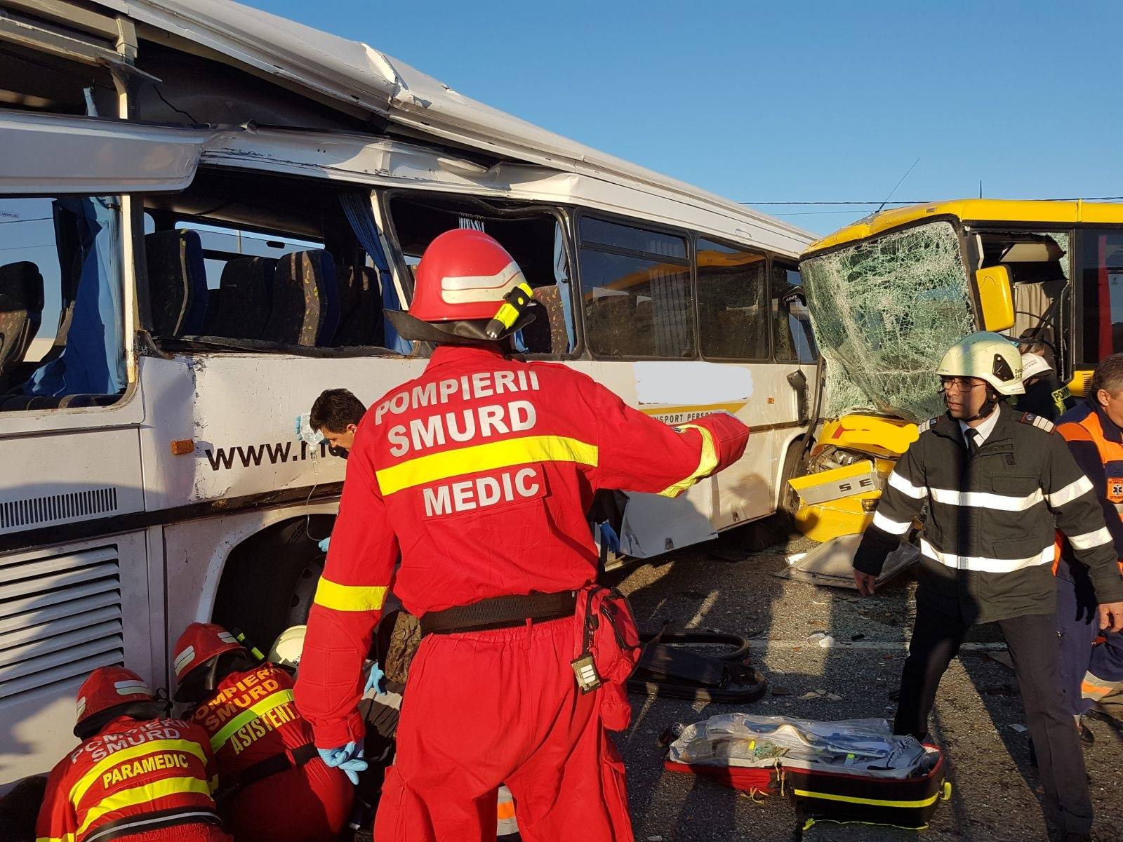 Polițiștii au stabilit cum s-a produs accidentul între cele două autobuze. Poziție oficială