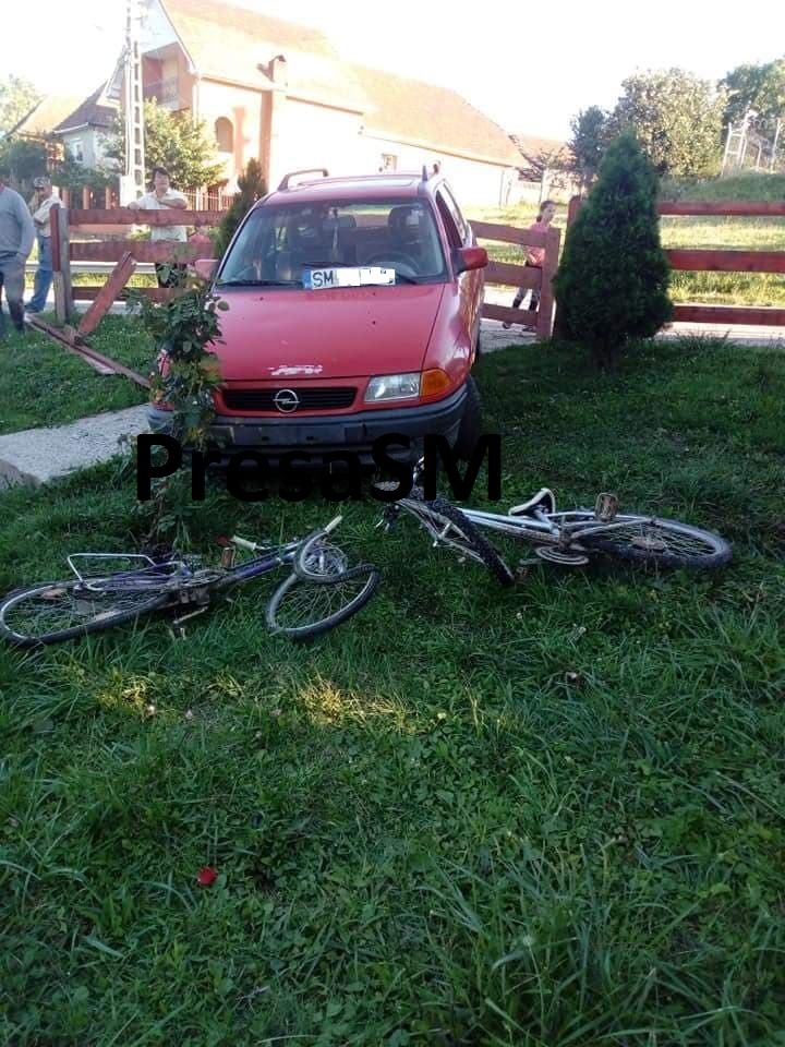 FOTOGALERIE. La 18 ani, fără permis, la un pas să omoare câțiva copii cu mașina