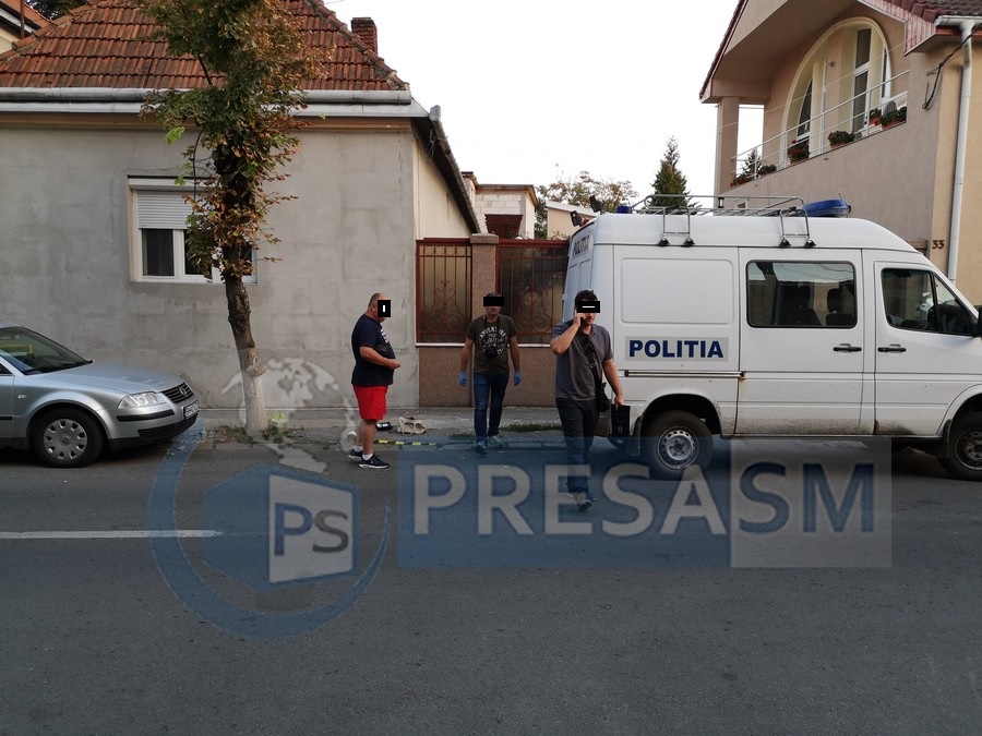 FOTO. Femeie tâlhărită în plină zi în Satu Mare. Infractorul este încă liber