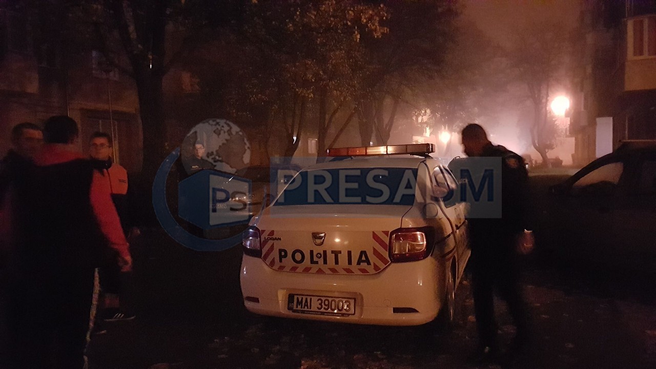 FOTO/VIDEO. Intervenție ca-n filme! Cum a fost salvat bărbatul care a vrut să se arunce de la etaj