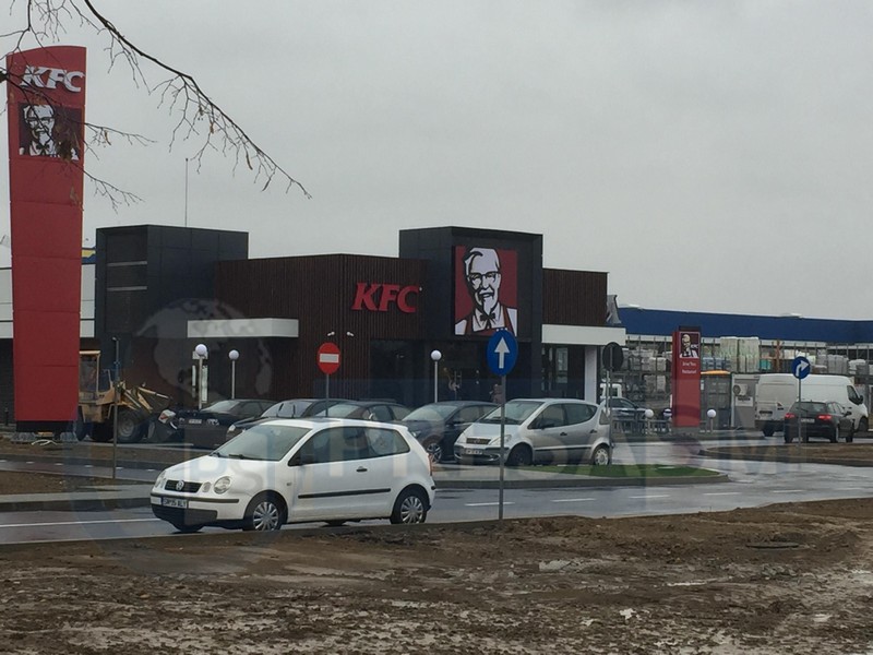 SURSE. KFC-ul de pe Drumul Careiului se deschide marți, 11 decembrie