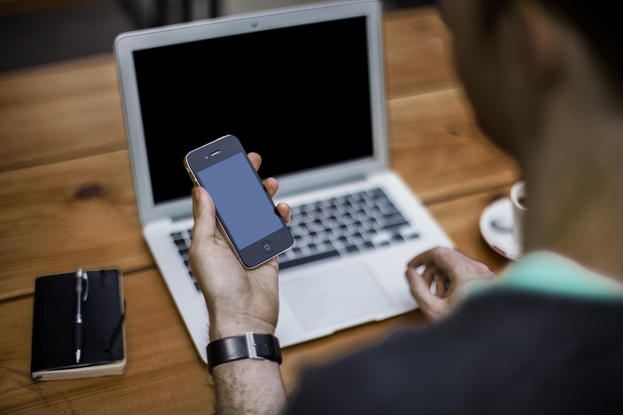 Cele mai așteptate telefoane ale anului 2024: Inovații tehnologice și anticipații