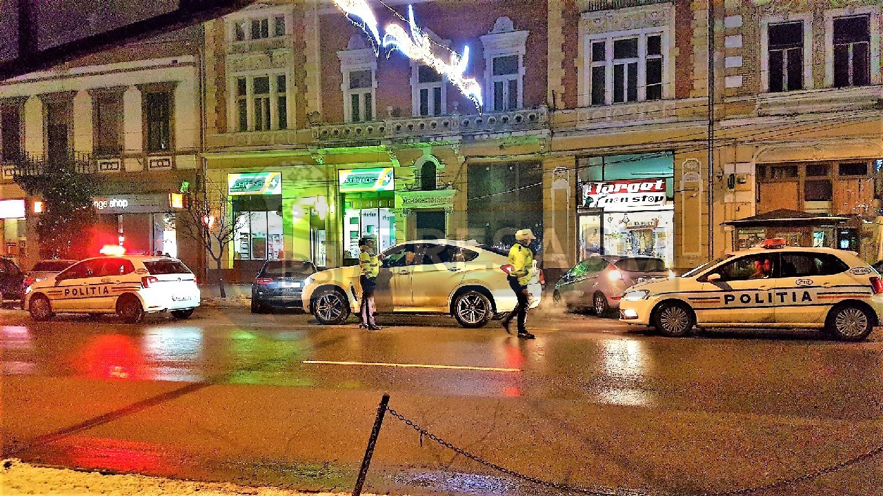 FOTO/VIDEO. Razie masivă a poliției în centrul municipiului Satu Mare