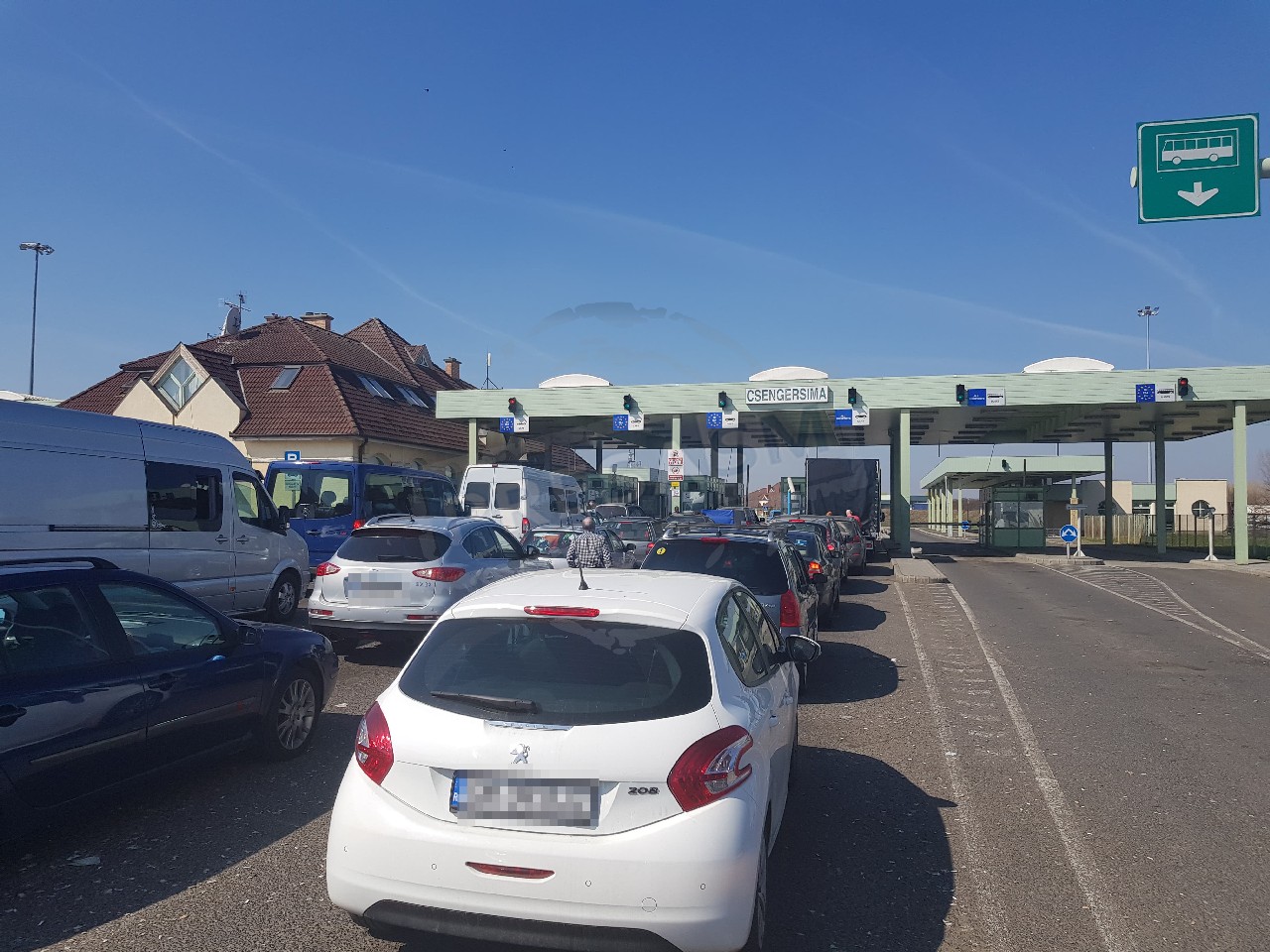 Maradnak a románokkal szembeni szigorítások