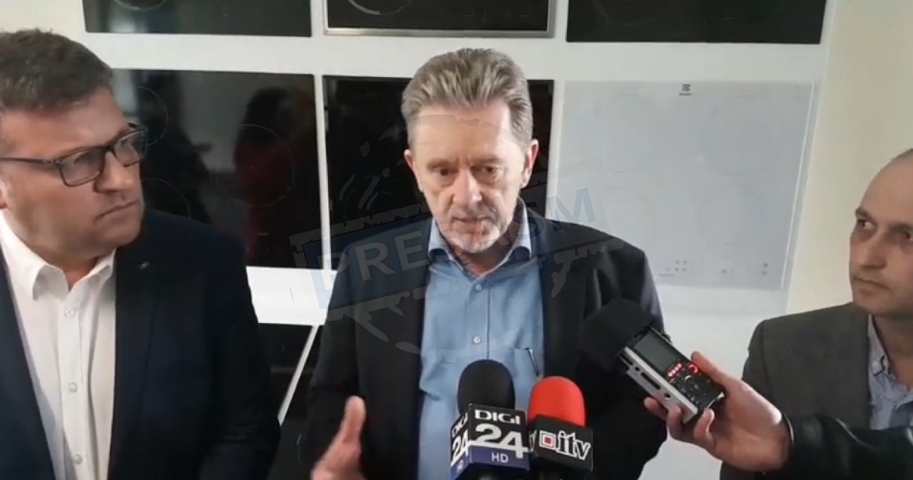 Directorul Electrolux Satu Mare, scos din schemă. Sindicaliștii deschid șampania