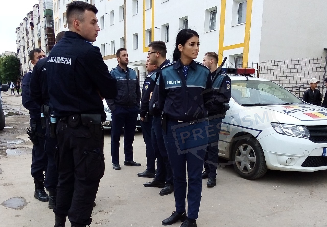 Razie uriașă în municipiul Satu Mare. Zeci de mașini de Poliție în zona Ostrovului