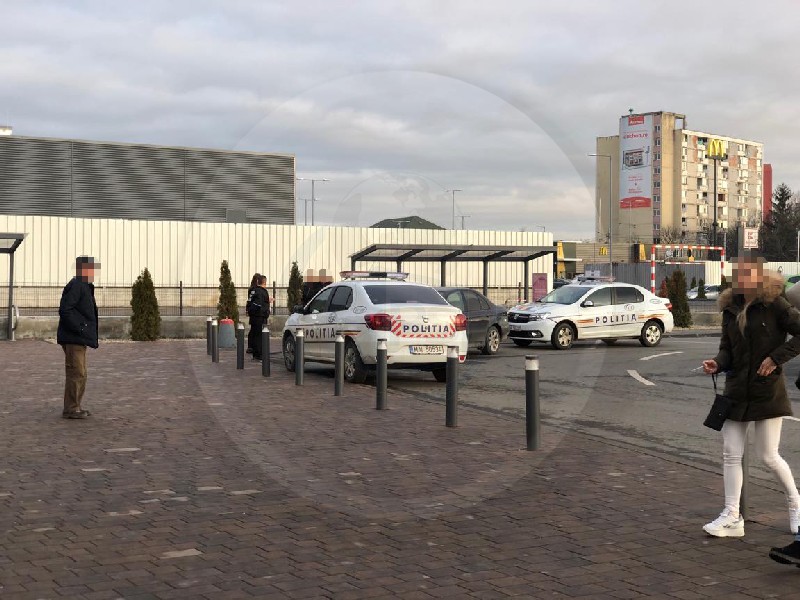 SATU MARE. Fostă directoare de magazin din mall a fost prinsă la furat