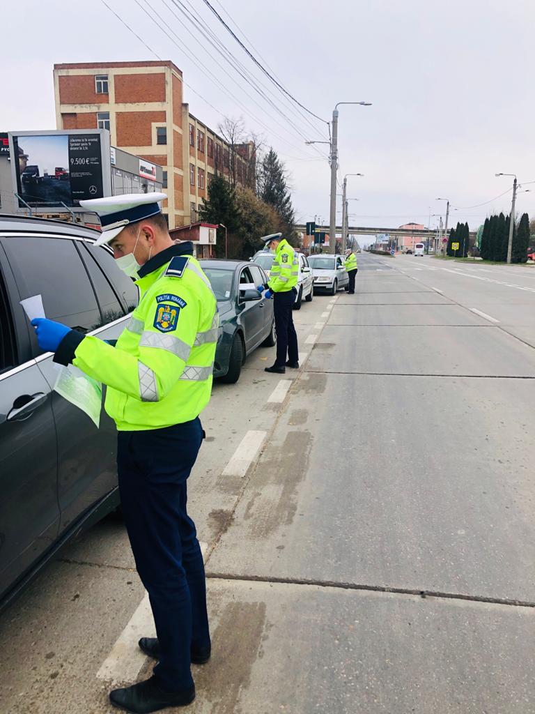 INCONȘTIENȚI. Sute de sătmăreni amendați în 24 de ore pentru nerespectarea izolării la domiciliu