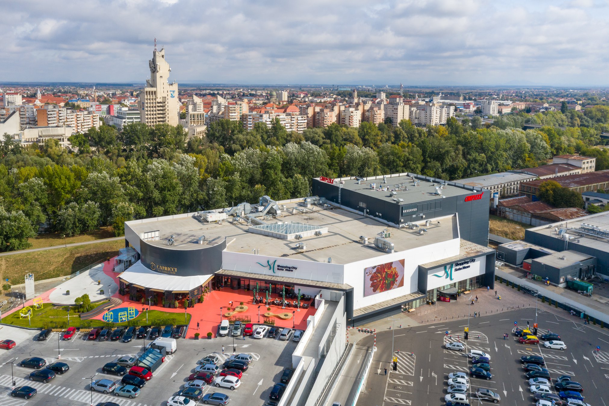 Shopping City Satu Mare lansează în premieră SPOT. Aplicația care aduce zeci de beneficii