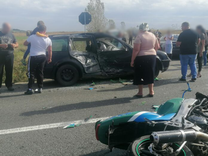 FOTO. Motociclist rănit foarte grav, condamnat și la închisoare, în județul Satu Mare