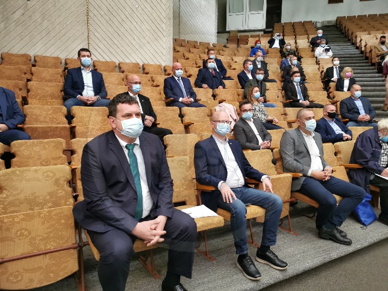 FOTO. Primele demisii din noul Consiliul Local Satu Mare. Pleacă doi consilieri UDMR