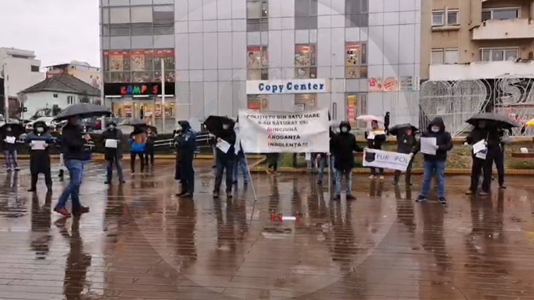 Protest al polițiștilor. De luni nu vor mai da amenzi, ci doar avertismente