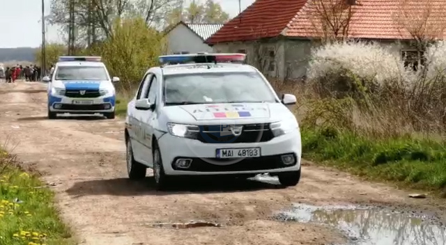 Scuza sătmăreanului prins fără permis pe un drum neasfaltat: ”Nu știam că e drum public!” :)