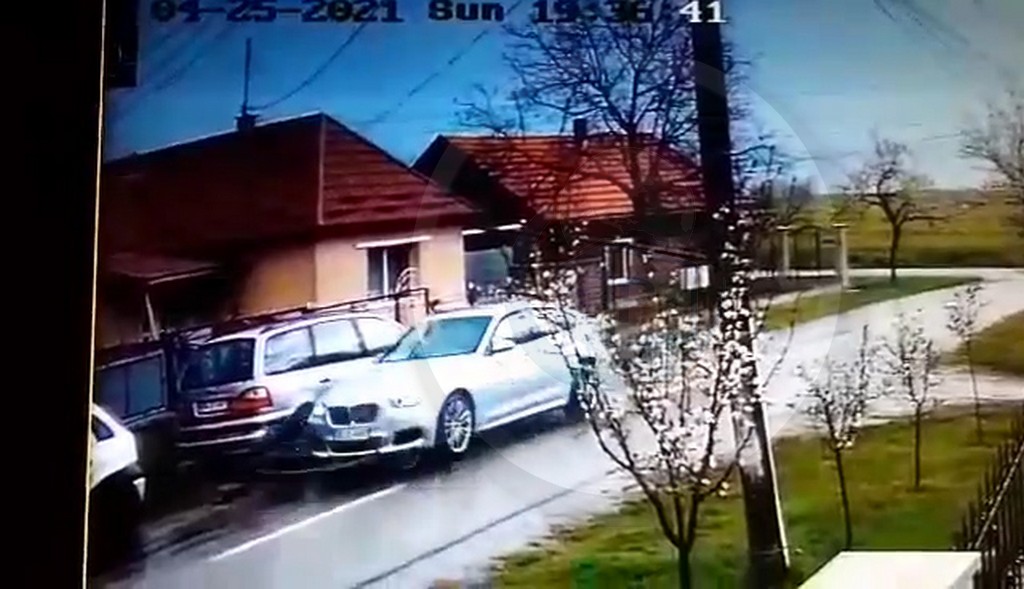 VIDEO. Un șofer a făcut accident și a fugit. Este căutat de Poliție pentru a-l lăsa fără permis