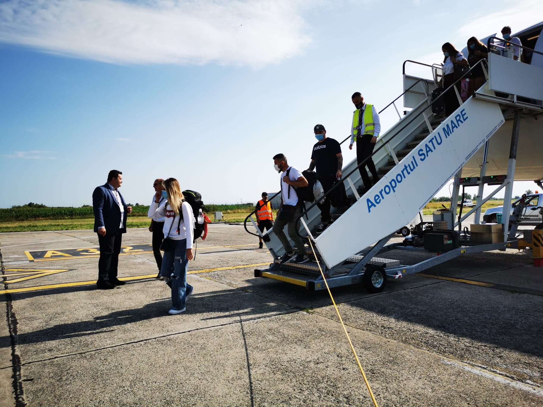 OFERTĂ SPECIALĂ. Bilete de avion, la super prețuri, de pe Aeroportul Satu Mare