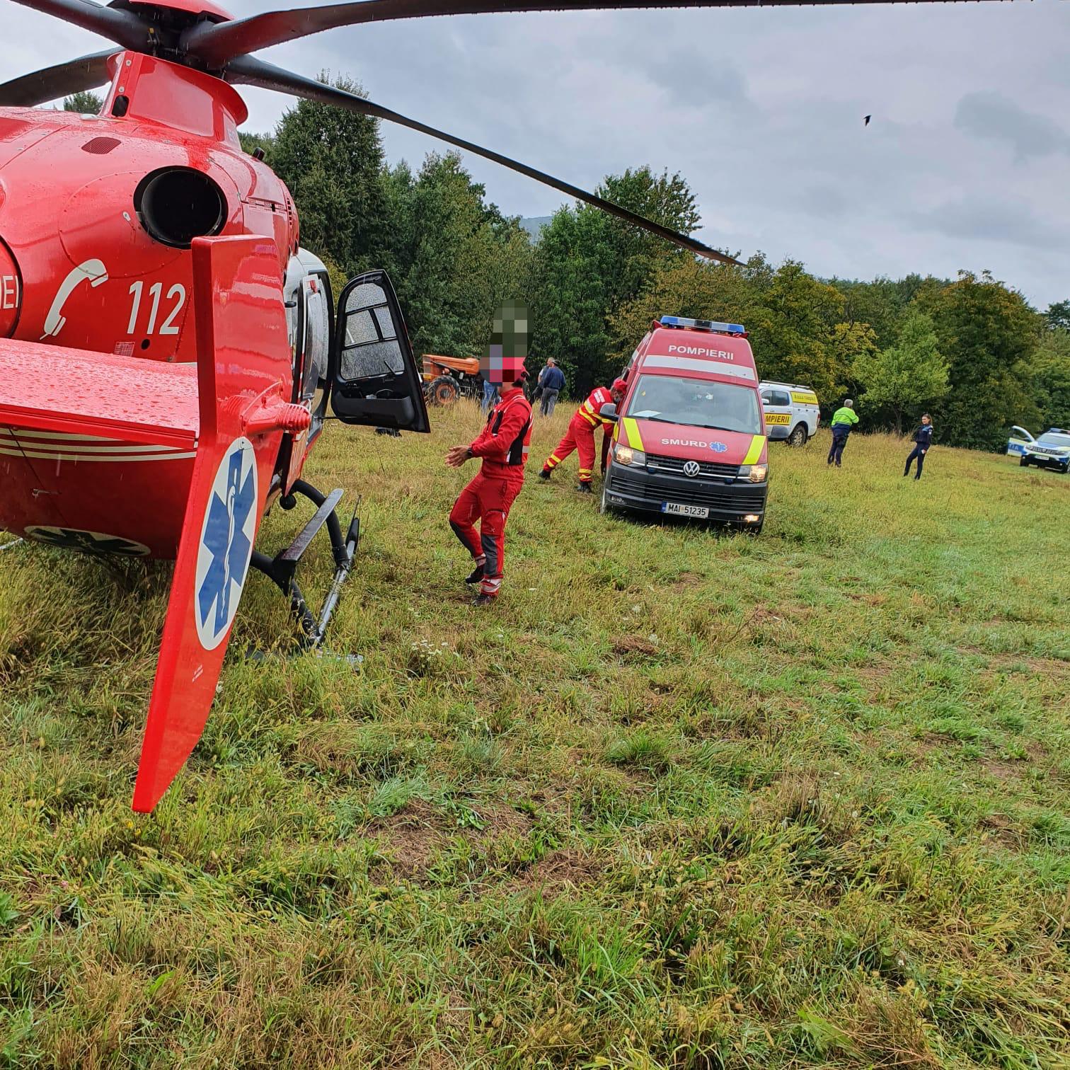 Un sătmărean și-a omorât soția. A urcat cu tractorul peste femeie, care a murit la Urgență