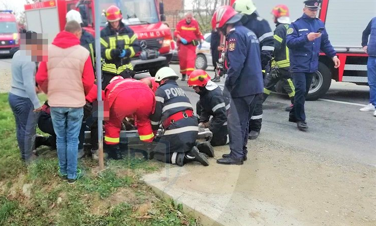 Accident în județul Satu Mare. O întreagă familie a ajuns la Urgență