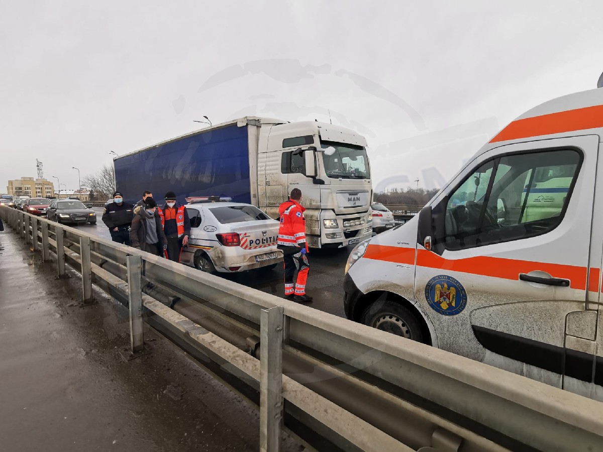 FOTO. Szamosba akart ugrani a Decebal hídról