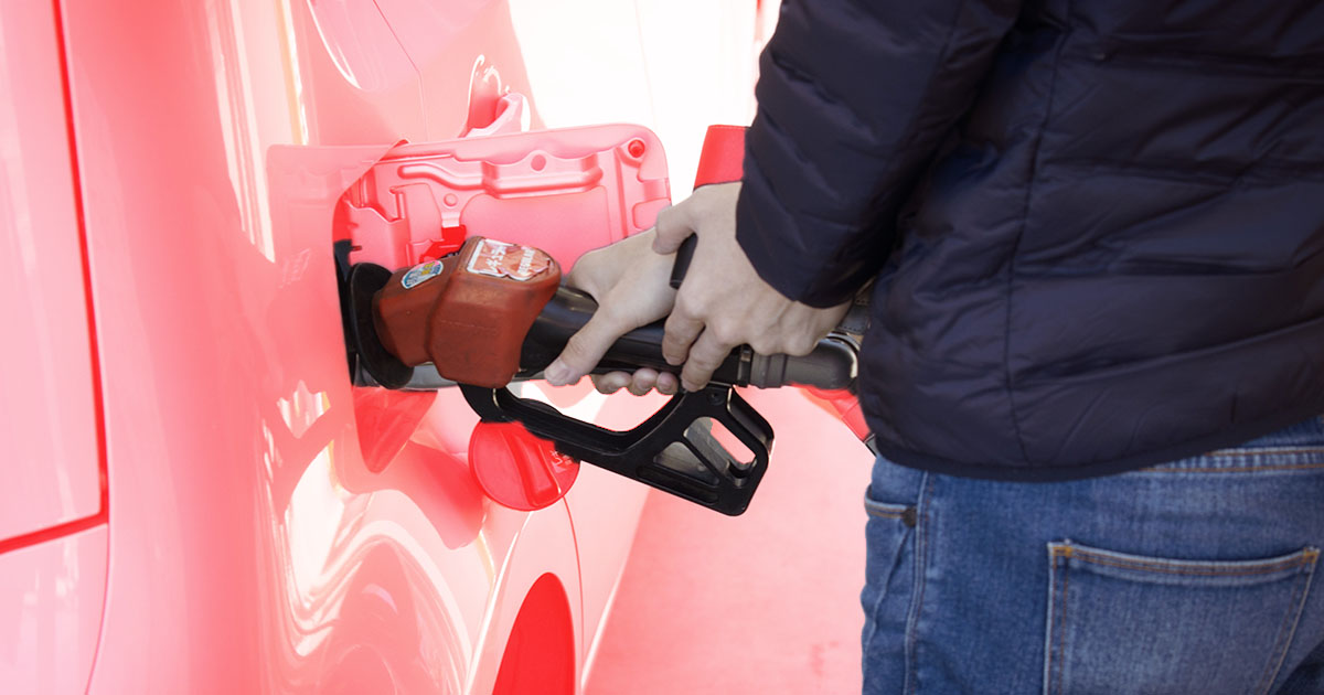 Care sunt astăzi prețurile la carburanți în Satu Mare. În unele orașe, motorina standard a ajuns la 9 lei