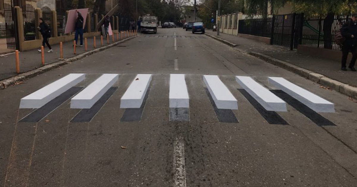 Ez igen! 3D-s gyalogátkelőket festenek fel Szatmárnémetiben. Íme az első 5 helyszín