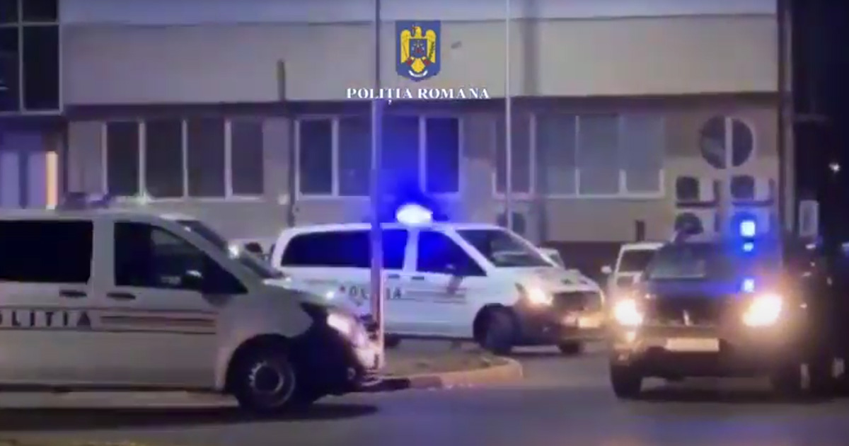 VIDEO. Nyolcvankét házkutatást tartanak a nyomozók kábítószer-kereskedelem gyanúja miatt