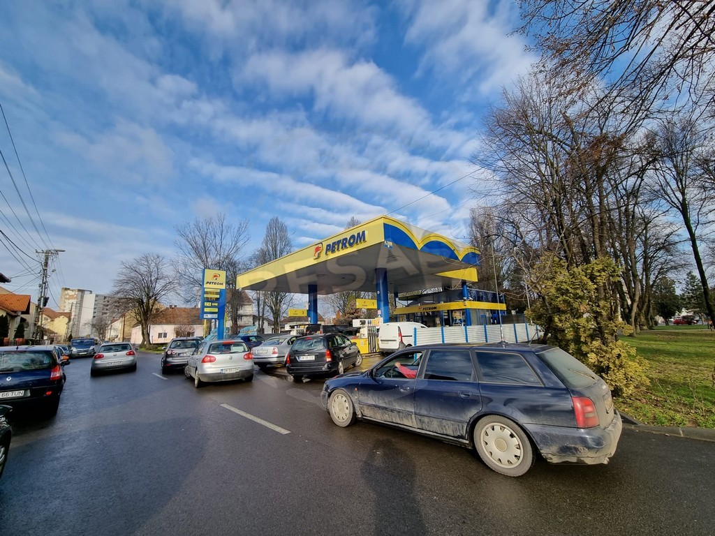 De la 1 ianuarie cresc prețurile combustibililor la pompă. Cât va costa un plin