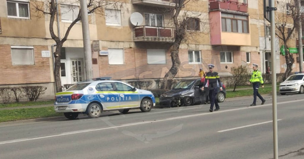 FOTO/VIDEO. Accident rutier pe Drumul Careiului. Circulația, închisă parțial