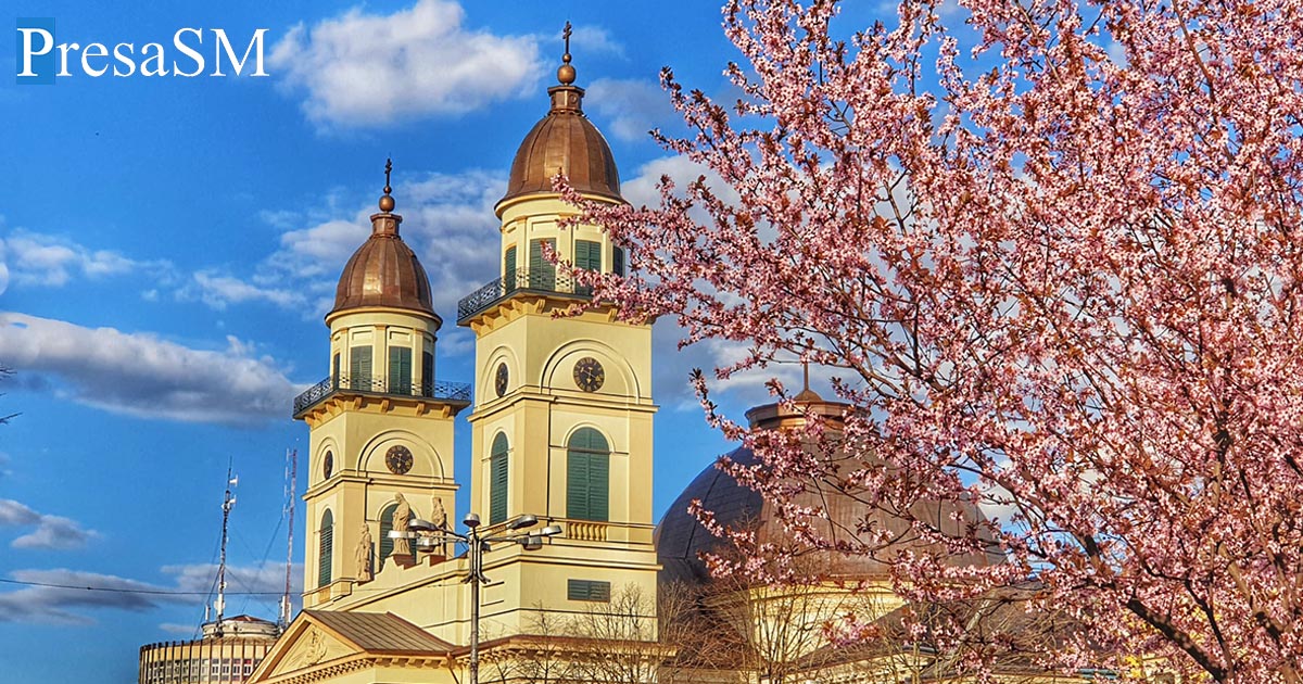 Sărbători Fericite! Credincioșii catolici celebrează Duminica Floriilor