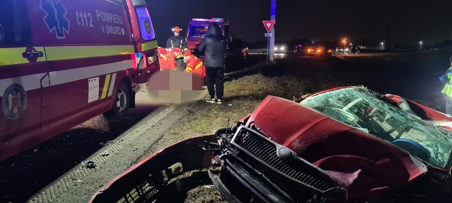 Un puștan (18 ani) drogat, fără permis, a furat mașina, a făcut accident și a abandonat victima
