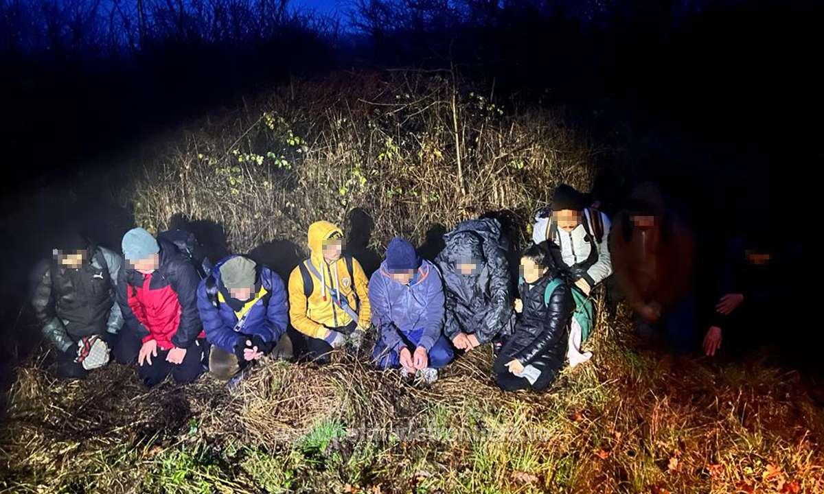 Și-au pus viața în pericol pentru a ajunge în Austria. Prinși de frontieriștii sătmăreni, mai mulți migranți au ajuns direct la UPU