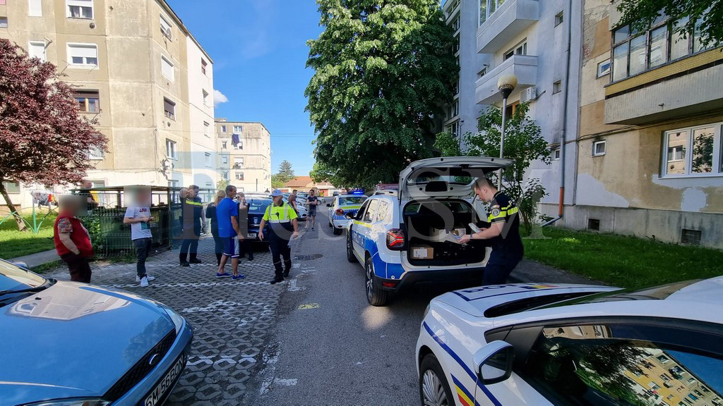 FOTO. Legea-i lege! Șofer, beat pulbere, merge la închisoare. A lovit mai multe mașini în Satu Mare