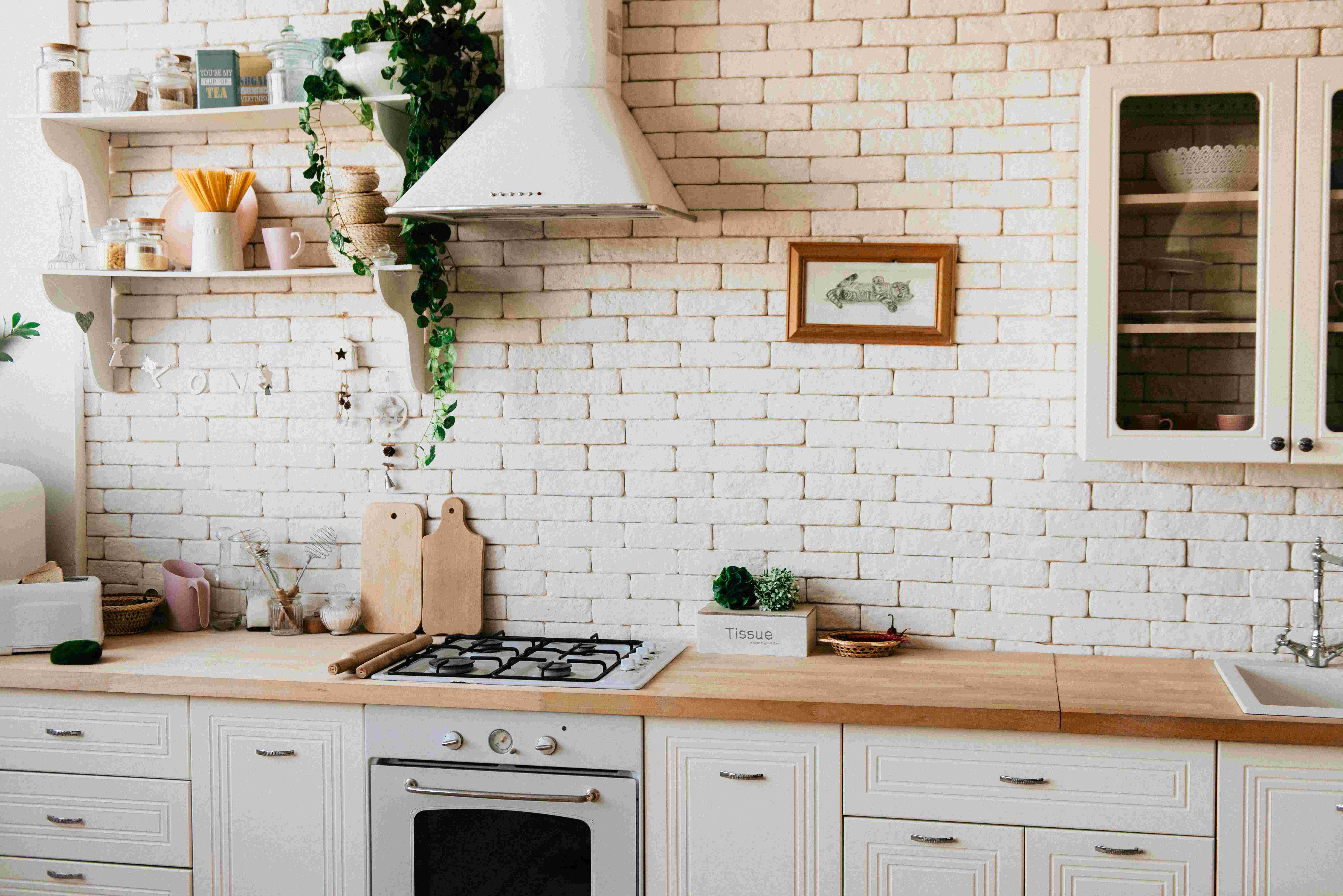 Proiecte DIY: 7 idei de recondiţionare a mobilierului pentru amatori