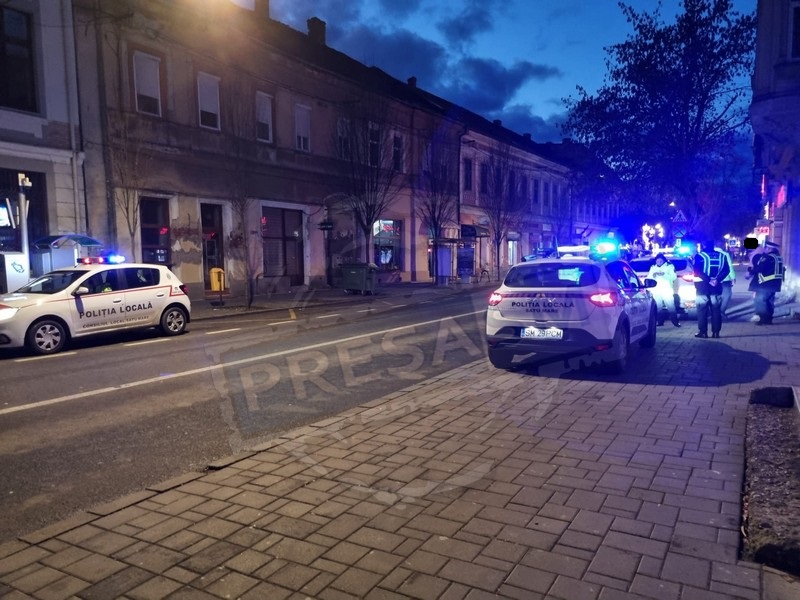 Furt incredibil în municipiul Satu Mare: i-a smuls lanțul de aur în timp ce îl îmbrățișa și săruta