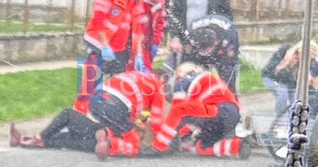 FOTO. Accident în județul Satu Mare. O biciclistă a fost rănită