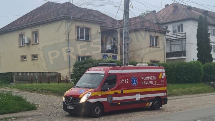 FOTO. TRAGEDIE. O sătmăreancă a murit la spital după ce și-a dat foc