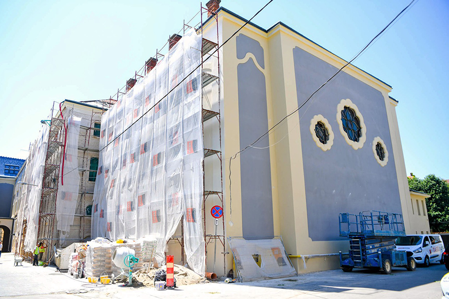 Senatorul UDMR Turos Lorand salută lucrările de reabilitare a clădirilor simbol din Satu Mare