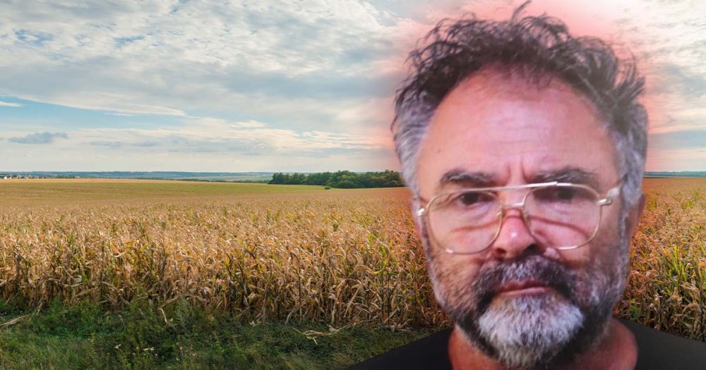 Evadare ca-n filme într-un județ din țară. A fugit pe geamul ambulanței, apoi prin lanul de porumb