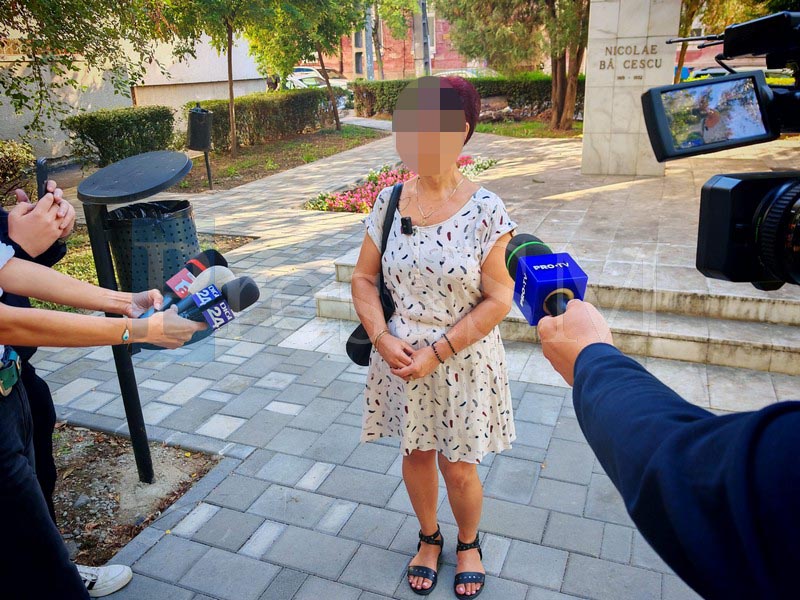 VIDEO. Sătmăreancă mutilată după o operație estetică. Din bani publici, cu diagnostic fals