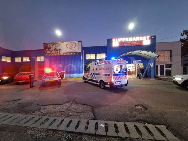 ambulanta politie drumul botizului parcare3.jpg